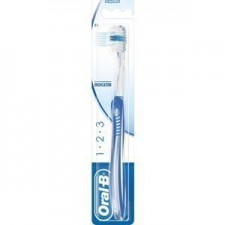 ORAL-B - Indicator 1°2°3 35mm Χειροκίνητη Οδοντόβουρτσα Μέτρια Μπλε με Θήκη, 1 τμχ
