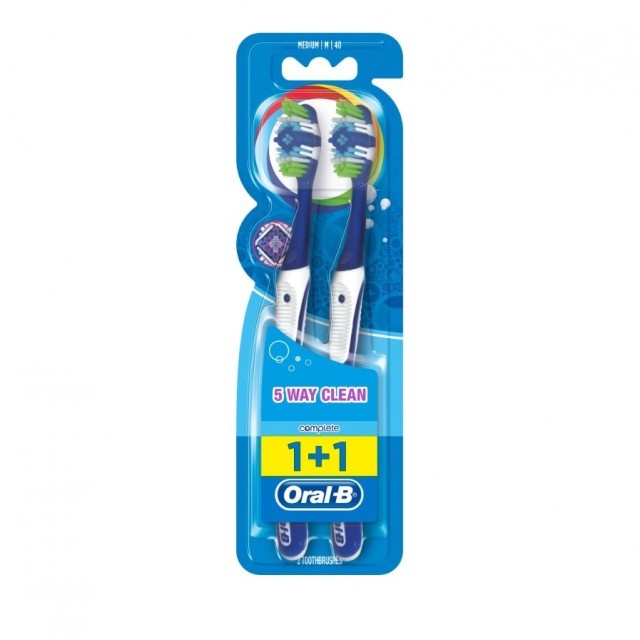 ORAL-B - Promo Complete Clean 5 Way 40 Medium Μέτρια Οδοντόβουρτσα με 5 Καθαριστικές Ζώνες σε Μπλε Χρώμα 1+1τμχ