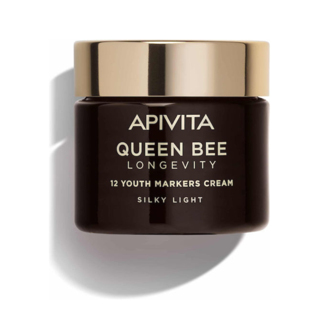 APIVITA - Queen Bee Longevity Silky Light - Ελαφριά Μεταξένια Κρέμα για Δράση σε 12 Δείκτες Νεότητας 50ml