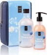 LAVISH CARE - Xmas Body Care Set Winter Wonderland - Shower Gel 500ml & Glitter Body Lotion 300ml & Νεσεσέρ